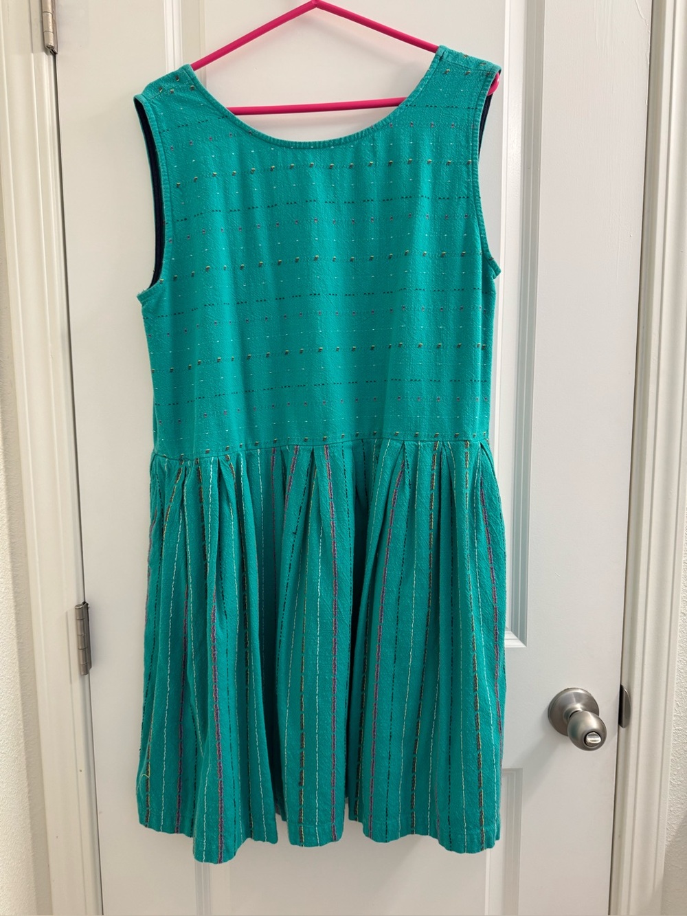 Ace and Jig Daisy in Aloha Kelly Green Size Large 100% Cotton. Pockets!
